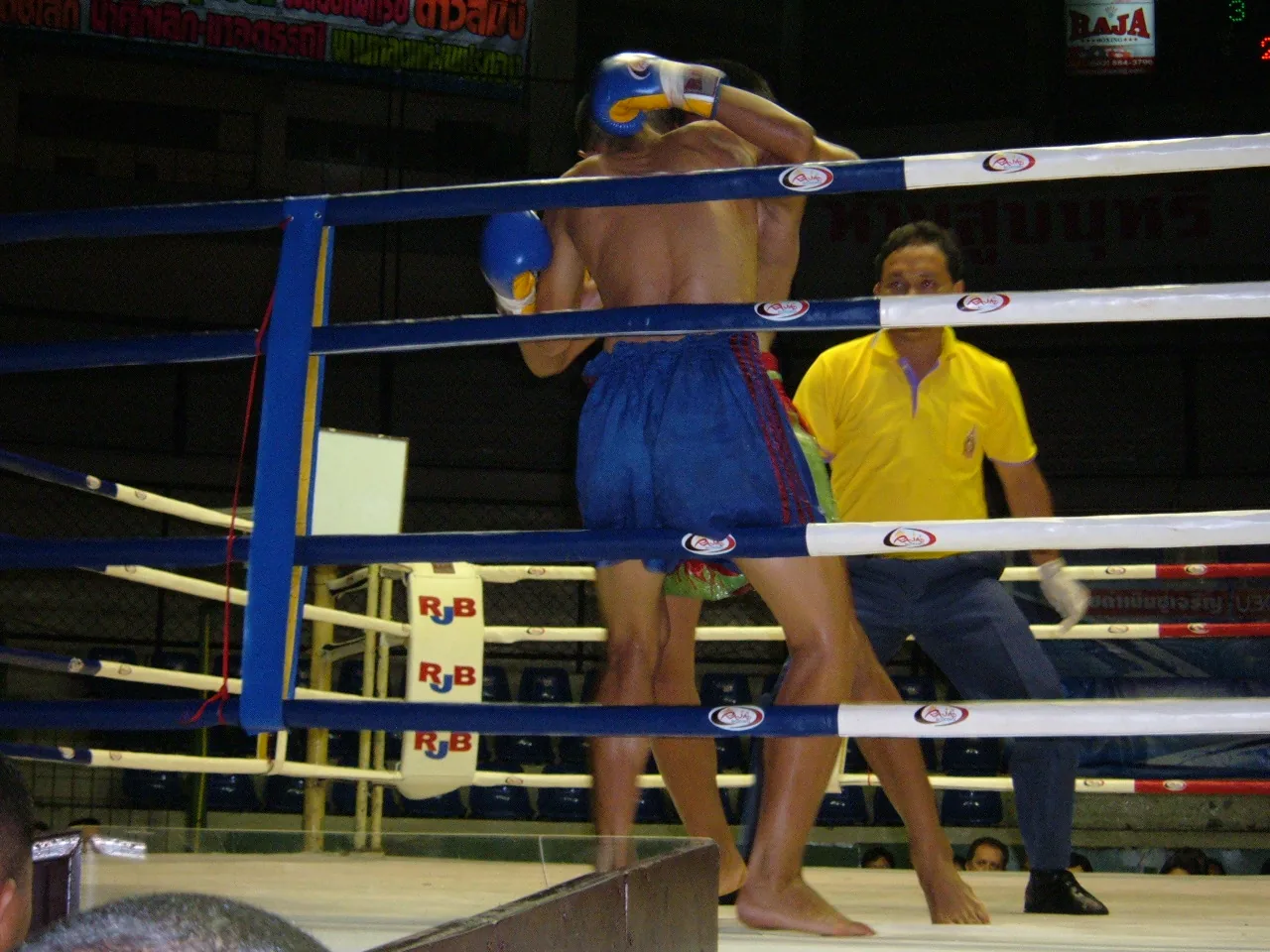 1969: nace el kickboxing